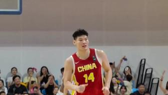 末节37分一波流张博源15分 中国U19男篮大胜美国纽约复兴者